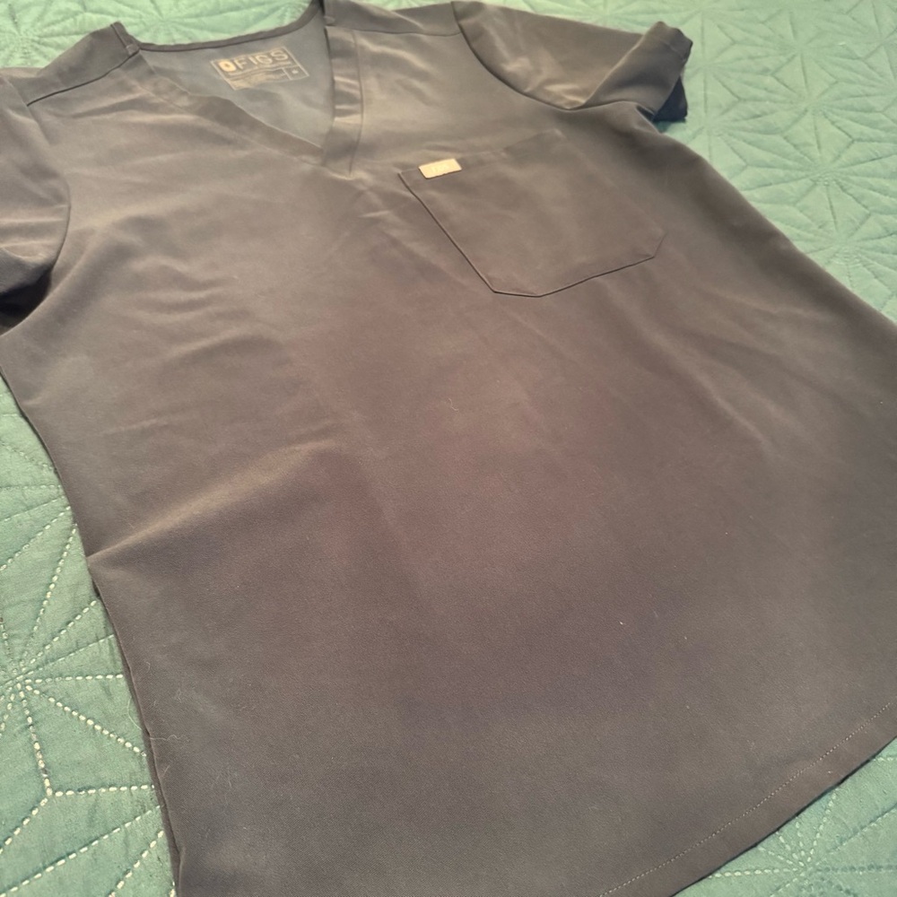 Figs V-Neck Scrub Top Women’s Medium M - Picture 3 of 5